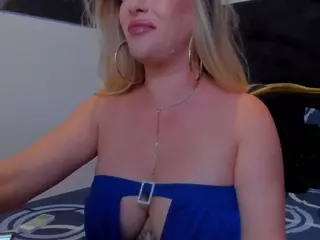newlisa2018's Live Sex Cam Show