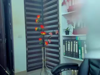 newlisa2018's Live Sex Cam Show