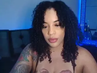 Christina Luvv's Live Sex Cam Show