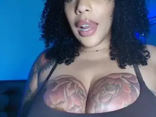 Christina Luvv's Live Sex Cam Show