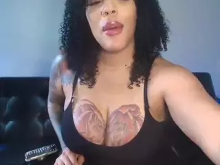 Christina Luvv's Live Sex Cam Show