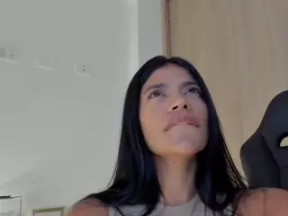 julycorreax's Live Sex Cam Show
