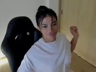 julycorreax's Live Sex Cam Show