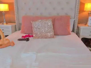 KyleFoxx's Live Sex Cam Show