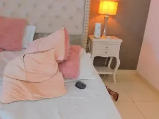 KyleFoxx's Live Sex Cam Show
