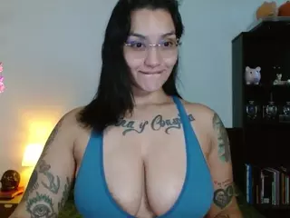 toothyy's Live Sex Cam Show