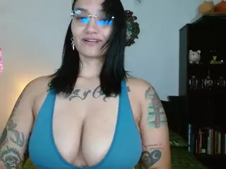 toothyy's Live Sex Cam Show