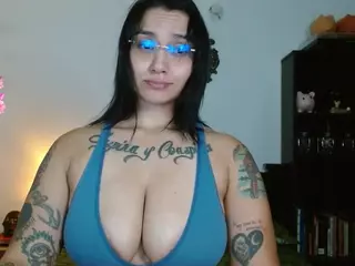 toothyy's Live Sex Cam Show