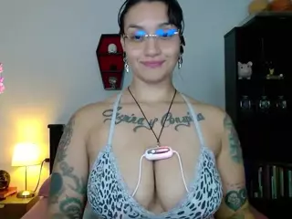 toothyy's Live Sex Cam Show