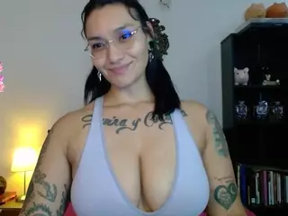 toothyy's Live Sex Cam Show