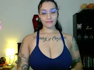 toothyy's Live Sex Cam Show