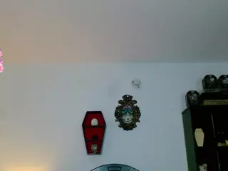 toothyy's Live Sex Cam Show