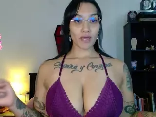 toothyy's Live Sex Cam Show