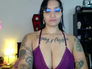 toothyy's Live Sex Cam Show