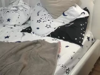ShyNaughtyy's Live Sex Cam Show