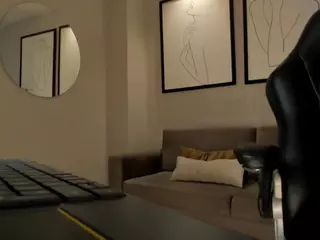 Mia Farrell's Live Sex Cam Show