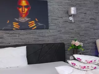 allanadoll's Live Sex Cam Show