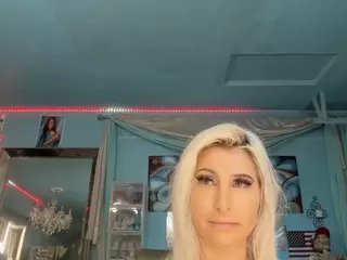 adrianna777's Live Sex Cam Show
