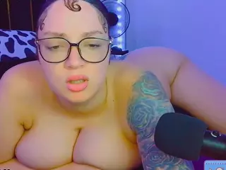 Nelli Brickhouse's Live Sex Cam Show