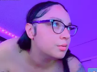 Nelli Brickhouse's Live Sex Cam Show