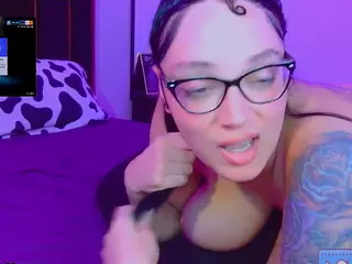 Nelli Brickhouse's Live Sex Cam Show