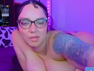 Nelli Brickhouse's Live Sex Cam Show