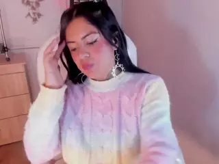 ivynaugthyqueen's Live Sex Cam Show