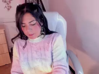 ivynaugthyqueen's Live Sex Cam Show