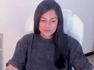 ivynaugthyqueen's Live Sex Cam Show