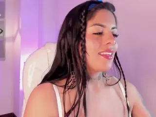 ivynaugthyqueen's Live Sex Cam Show