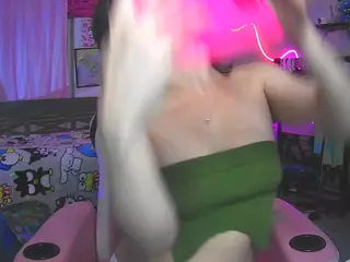 BOO BOO KITTY's Live Sex Cam Show
