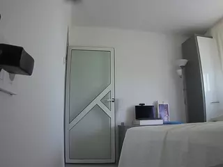 voyeurcam charmhellen kitchen's Live Sex Cam Show