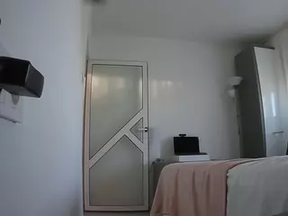 voyeurcam charmhellen kitchen's Live Sex Cam Show