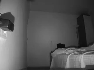voyeurcam charmhellen kitchen's Live Sex Cam Show