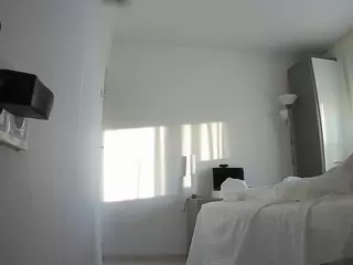 voyeurcam charmhellen kitchen's Live Sex Cam Show