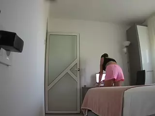 voyeurcam charmhellen kitchen's Live Sex Cam Show