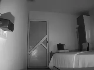 voyeurcam charmhellen kitchen's Live Sex Cam Show