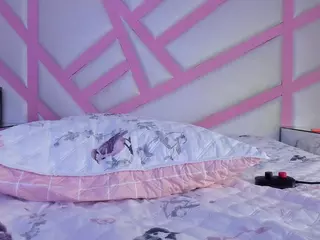 paulinasoto's Live Sex Cam Show