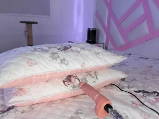 paulinasoto's Live Sex Cam Show