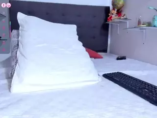 DulcceMaria's Live Sex Cam Show