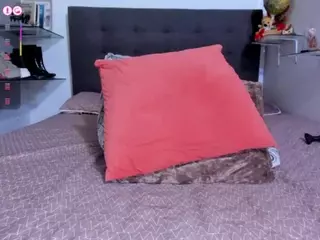 DulcceMaria's Live Sex Cam Show