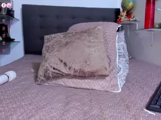 DulcceMaria's Live Sex Cam Show