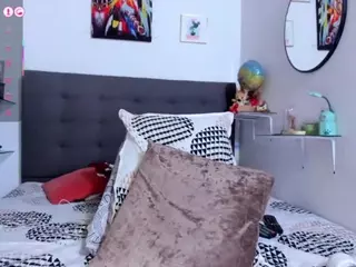 DulcceMaria's Live Sex Cam Show