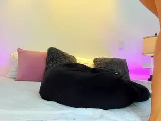 Your GF LoriBauer's Live Sex Cam Show