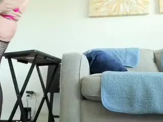 Kates Kurves's Live Sex Cam Show