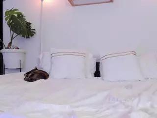 Dani Rouge's Live Sex Cam Show
