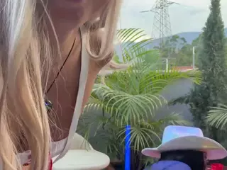 Dani Rouge's Live Sex Cam Show