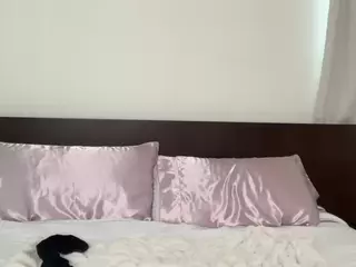 Violet Myers's Live Sex Cam Show
