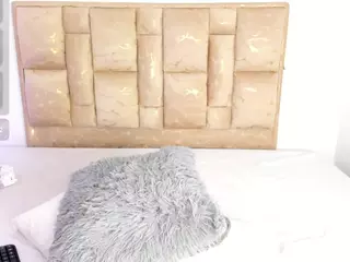 Kitty's Live Sex Cam Show