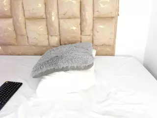Kitty's Live Sex Cam Show
